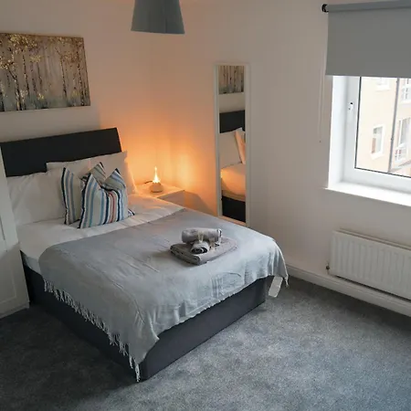 Stylish 3bed - Prime Location - Sleeps 6 * Leeds (West Yorkshire)