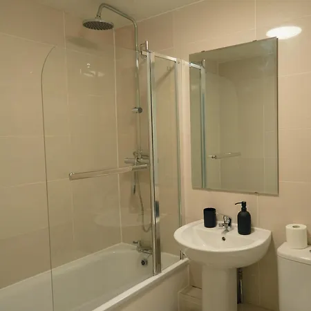 Stylish 3bed - Prime Location - Sleeps 6 Apartment Leeds (West Yorkshire)
